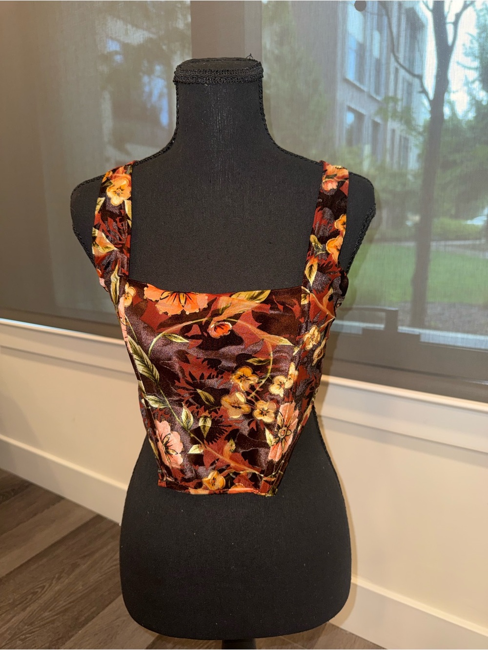Fashion Nova Rust Floral Satin Crop Top